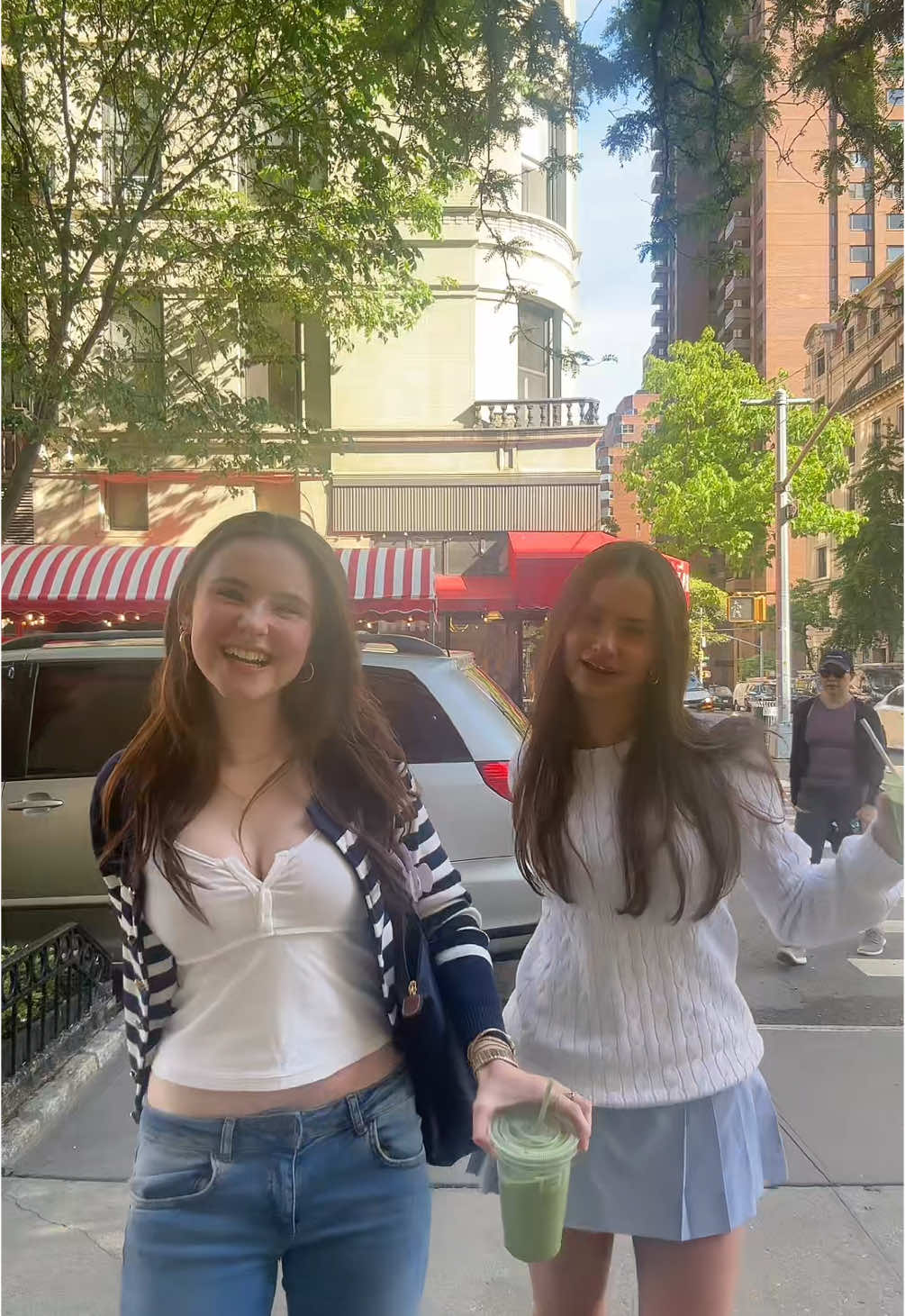 Good vibes today #matcha #fitcheck #besties 