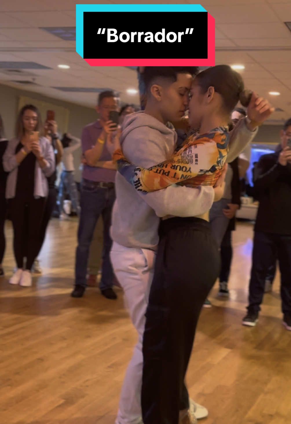 Dance and learn with us this weekend at Miami Bachata Overdose! We can’t wait🤩 🎶: “Borrador” - @Prince Royce  #bachata #bachatera #sensualbachata #bachatasensual #bachatamoderna #bachatatradicional #bachatadominicana #sensual #dancer #foryoupage #foryoupageofficiall #bachatadance #dancing #bachateame #bachataurbana #cardio #fyp 