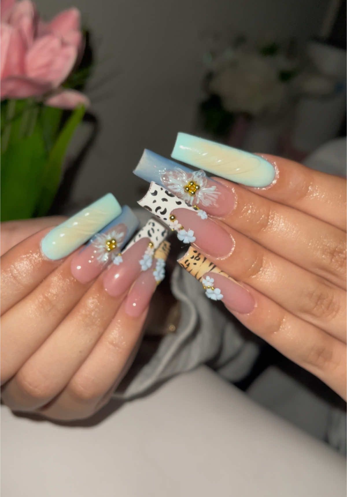 Amoo demasiado realizar este tipo de diseños. Que te pareció este set ? Te invito a seguirme en ig:nnbeauty_1 #xlnails #ignails #insponails #atlanta #atlnailtech #chambleega #nnbeauty #fyppppppppppppppppppppppp #fyp #xyzbca 