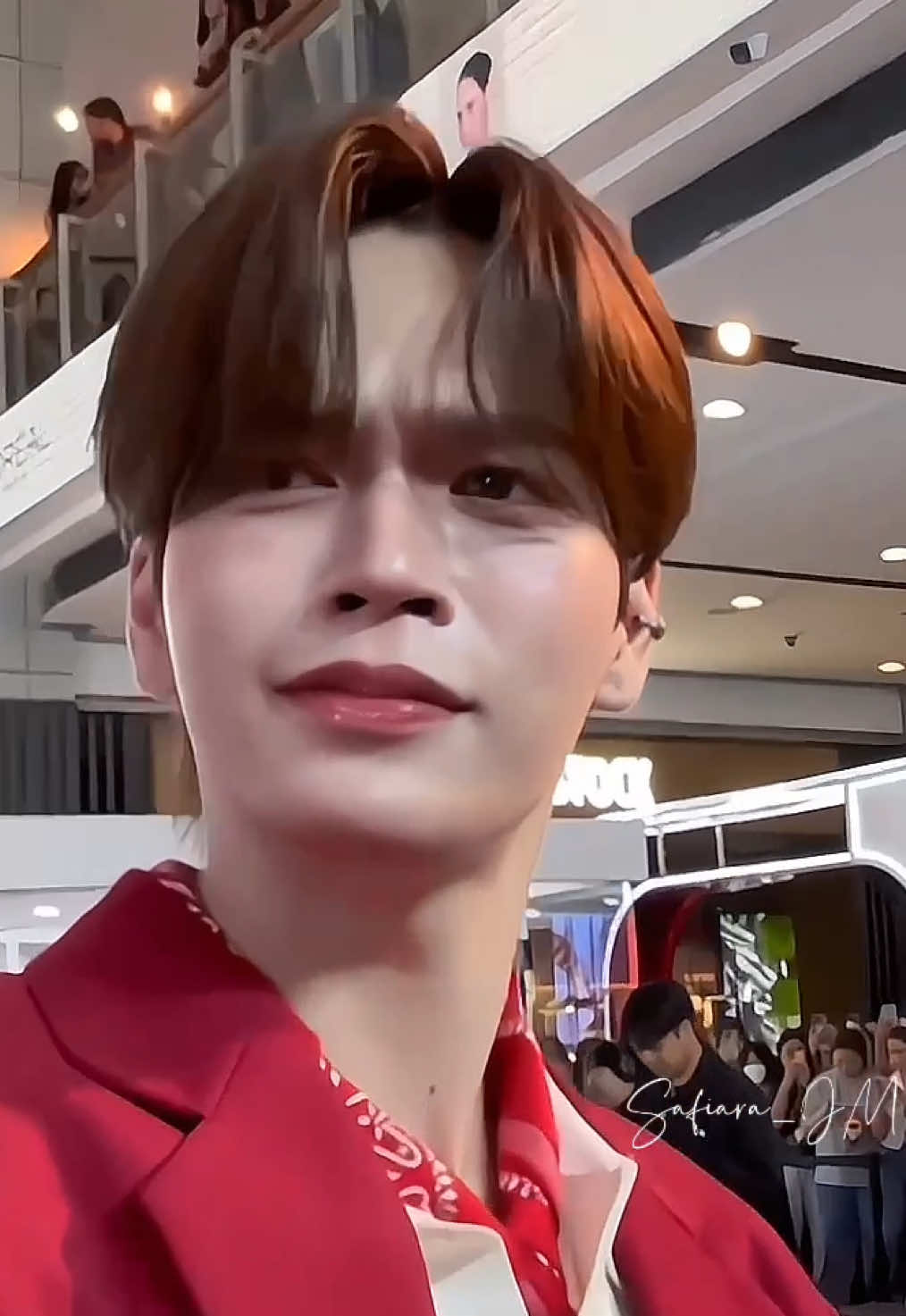 ก็วีนน่ารักอย่างงี้ไง ทุกคนถึงชอบแกล้งมาร์ค 5555 #markjrtn #มาร์คจิรันธนิน 