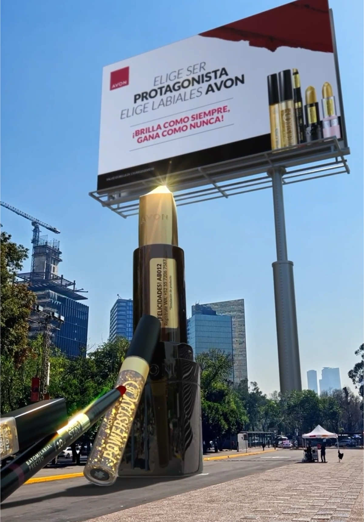 🎬 Hoy la historia es tuya, y apenas comienza. Compra tus labiales Avon Power Stay, Makeup+Care o Ultra color, encuentra el código dorado y prepárate para participar.  ✨ Elige ser protagonista. Elige AVON. #EligeSerProtagonistaEligeAvon