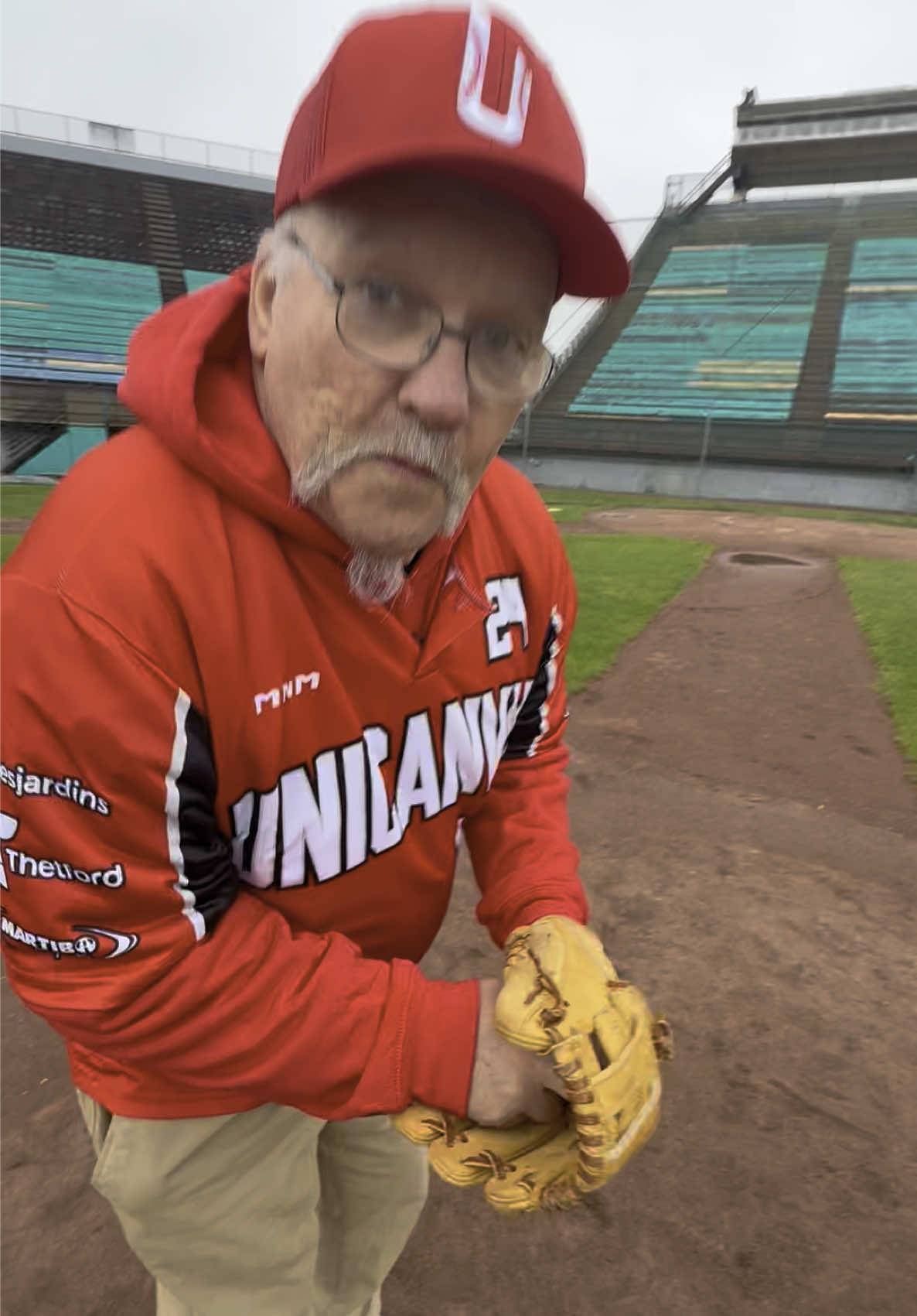 #fyp #foryoupage #viral_video #funny #pourtoi #tik_tok #humor #thetfordmines #quebec #baseball #team 