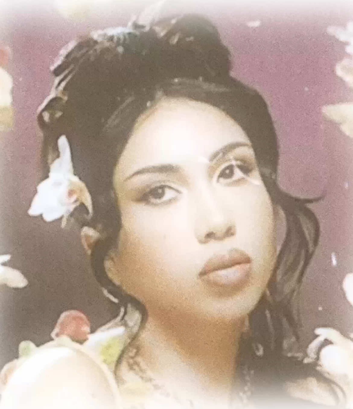 her new album slays the house  #kaliuchis #kaliuchisedit #kaliuchisedits #edits #editsfyp #videostar #videostarapp #videostaredit #videostareditor #creativeedit #transitionedit #transitionedits #etherealedit 