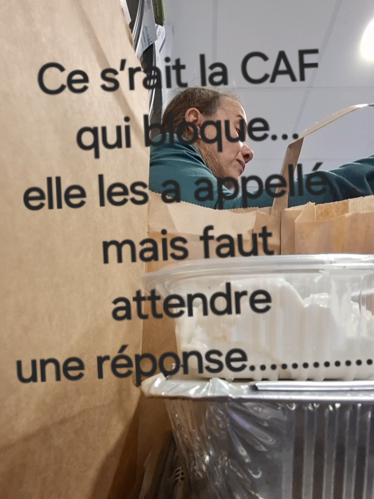 C’EST DE LA FAUTE À LA CAF....... #LiberezDarius #libérezHinda #stopplacementabusif #stopautraficd’enfant