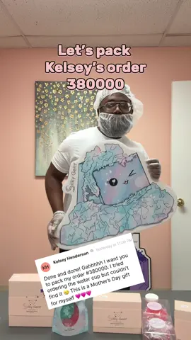 Let’s pack Kelsey’s Order# 380000! We hope you love your order and the special song! 😊 (Please note that orders are shipped in an enclosed box. They’re only open for content purposes only.) @KazTheKid  #Silkygem #crystalcandy #candy #snack #mutraucau #kohakutou #asmr #asmreating #snack #ediblegems 