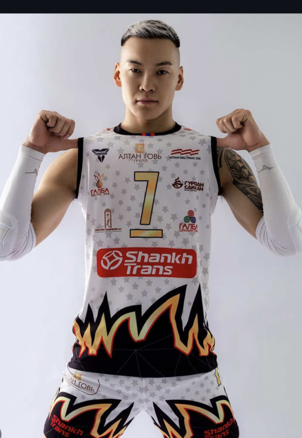 Monster spiker, @batsuuri from mongolia 🔥 #volleyball #volleywood #volleyballplayer #batsuuri #batsuurivollyball #volleyballworld #volleyballgame #foryou #foryoupage❤️❤️ #simeonnikolov #usatiktok #volleyballlife #viraltiktok #volleyballvibes #volleyballjump #for #spiker #highverticaljump #volleyballtiktok 