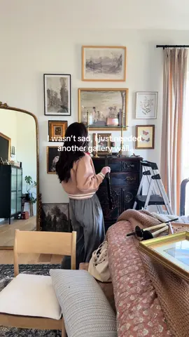 A new gallery wall & fresh paint is all I need 🫶🏻✨ The little things are what make this house such a cozy space for our family.  #cozyathome #gallerywall #homeinspo #myhouse #diyproject 