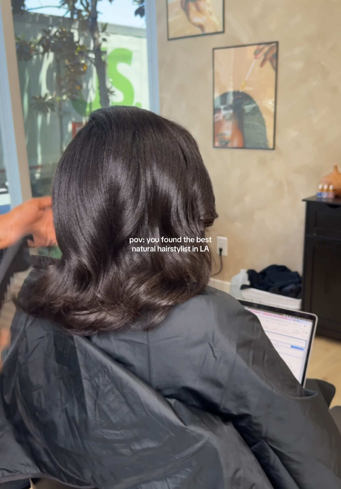 I found the best natural hairstylist in Los Angeles! @T. just does it for meee I mean look at the material 😍 #hairappointment #losangeles #silkpress #Vlog #blackgirl 
