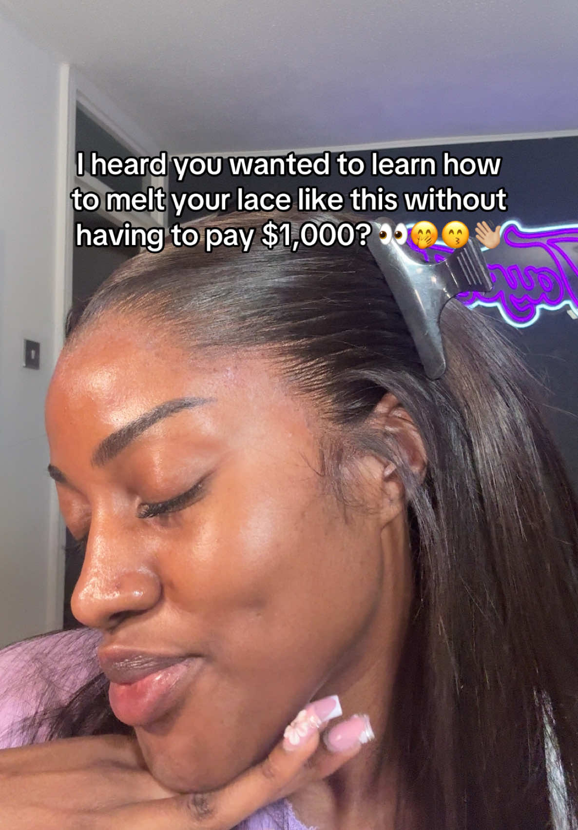 Before you try that $1,000 wig class make sure you understand the basics first so you don’t overwhelm yourself! My tutorial bundle is 🔗’ed in the bi0 for ya! 😚 #atlhairstylist #wigtutorial #masterclass #relatable #hairbusiness 
