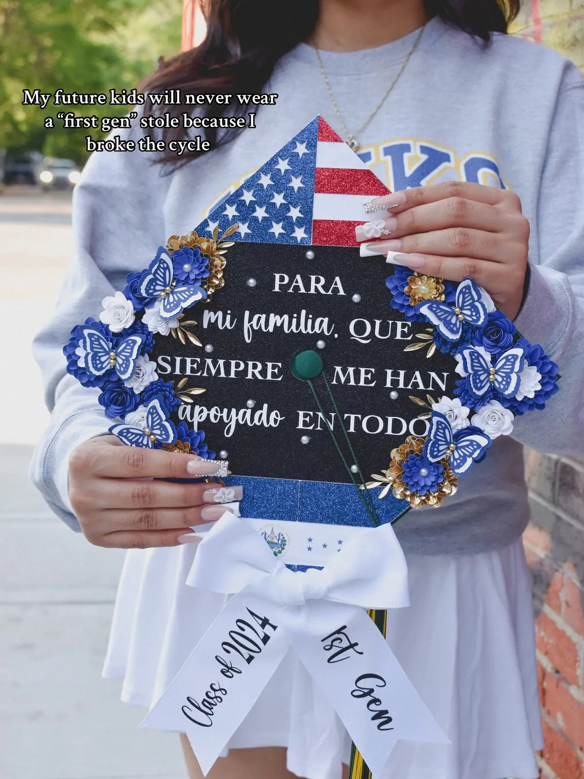 🙌🏼🙌🏼 #foryoupage #firstgen #latina #honduras #elsalvador #fyp #college 