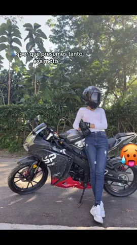 #250r #spitzer250 #bikergirl #rodando #motos #adrenalina #libre #rutas #deportivas😎🏍️ #watersocietyy💧 #pequesociety 