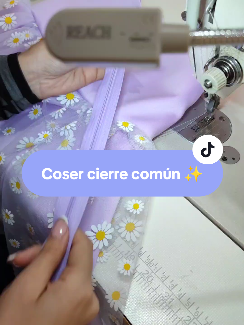 Y cuál prefieres? cierre común o invisible?? #vestidosdeniña #cursoonlinedecostura #costuraparaprincipiantes #coseronline #aprenderahacervestidosdeniña #costura #aprenderacoser #vestidomargarita 