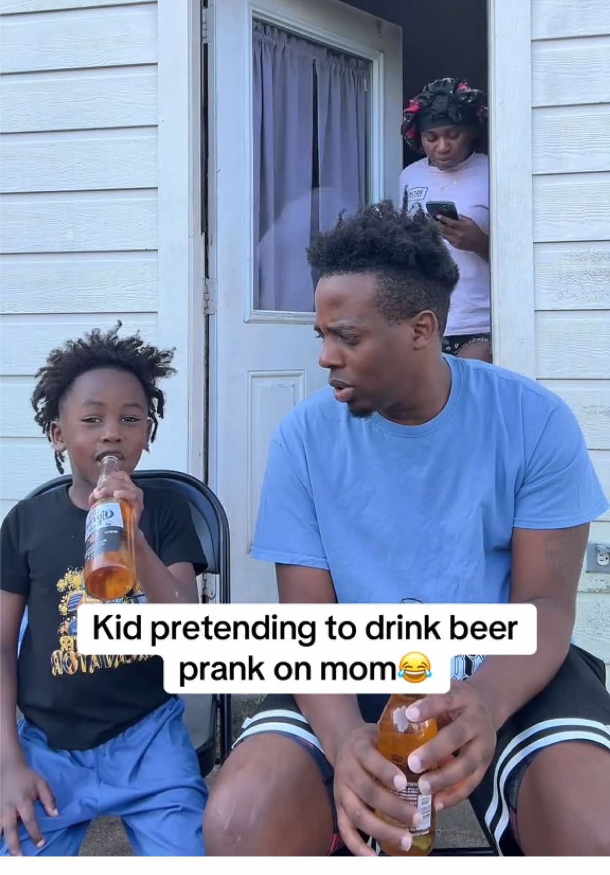 Kaiden said tf its apple juice😂😂 follow us for more pranks👀🍿 #fyp #fypシ #foryou #foryoupage #streeterandneisha #couplehumor #comedy #funny #Love #applejuice #couplecomedy #lol #prank #humor #viral #haha #trending 
