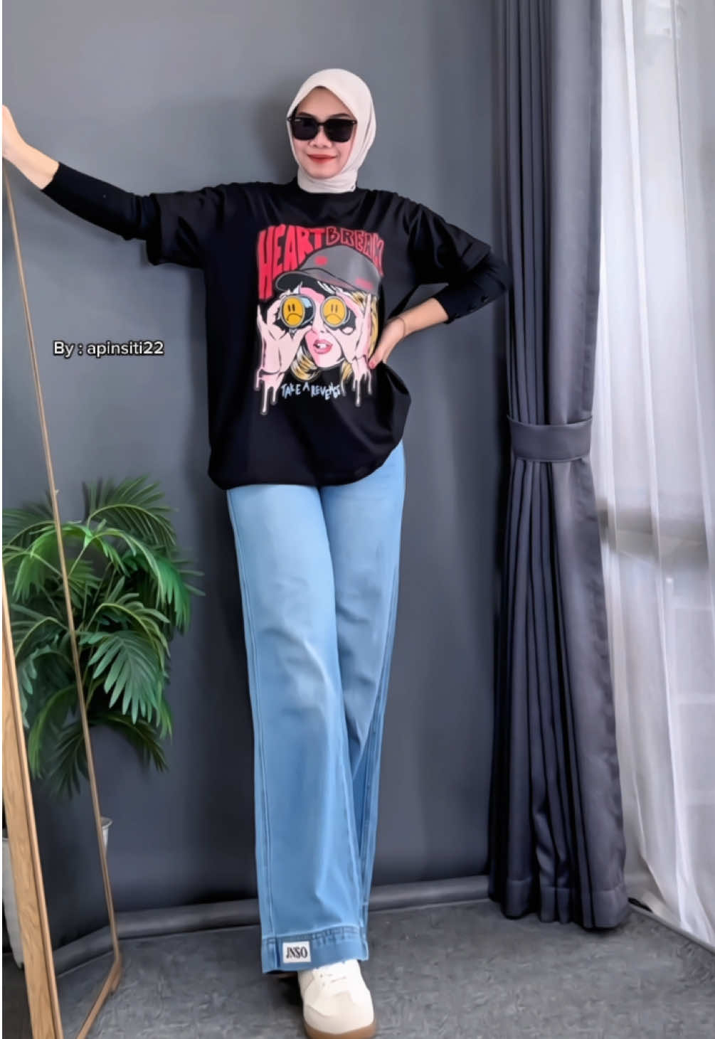 Kaos oversize best seller bahan adem, kerenn nih untuk outfitmu😻😻😋😋😋🥰#kaosviral #kaosoversize #kaosoversizewanita #rekomendasikaos #OOTD #outfit #fashion #fyp 