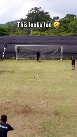 Gotta try this 😭 (via canalreversao/IG) #Soccer #futbol #challenge #funny 