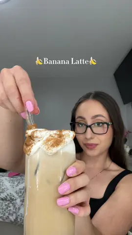 Banana Latte at home iced latte !!! 🍌 #bananalatte #icedlatte #mexicanlifestyle #hispanicheritage 