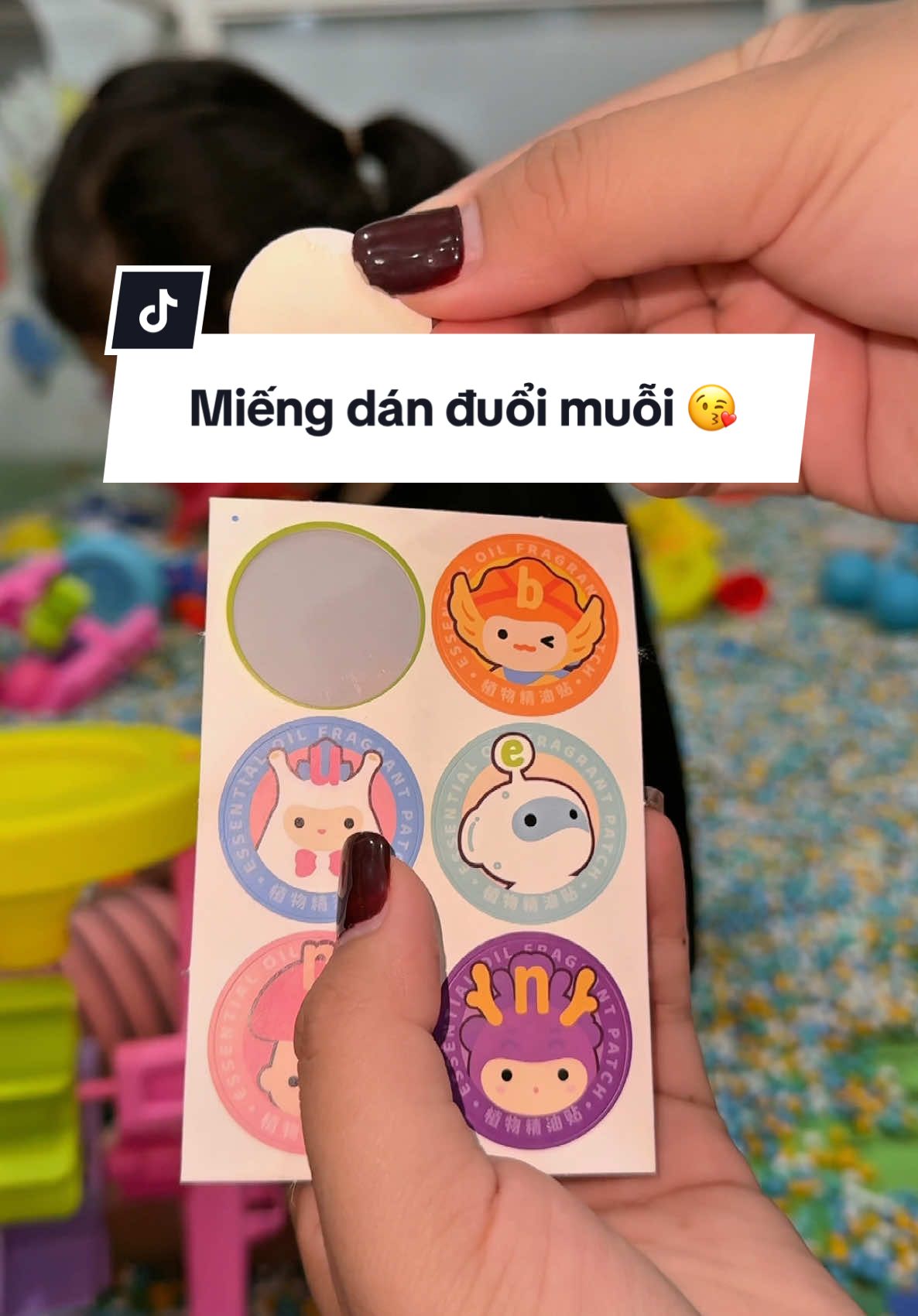 Công nhận cái miếng dán đuổi muỗi này hay thiệt nha 😘 #miengdanduoimuoi #miengdantinhdau #mebimreview 