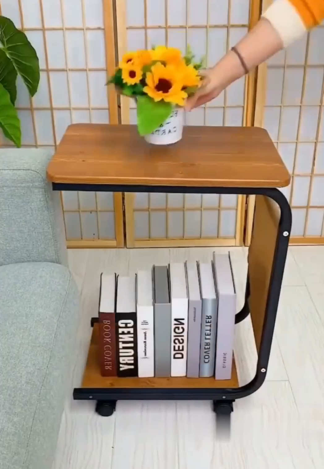Mesa multifuncional pedidos al 991672955 #fyp #twenti #videoviral #limaperu🇵🇪 #viral #dormitorio #hogar #organizadoresparaelhogar #productosdehogar #mesaauxiliar #fyppppppppppppppppppppppp #organizadores #sala 