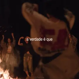 última vez q tento postar isso pqp #AREYOUALIVE #tipografia #flwrlyce #fy #kpopfy #brat 
