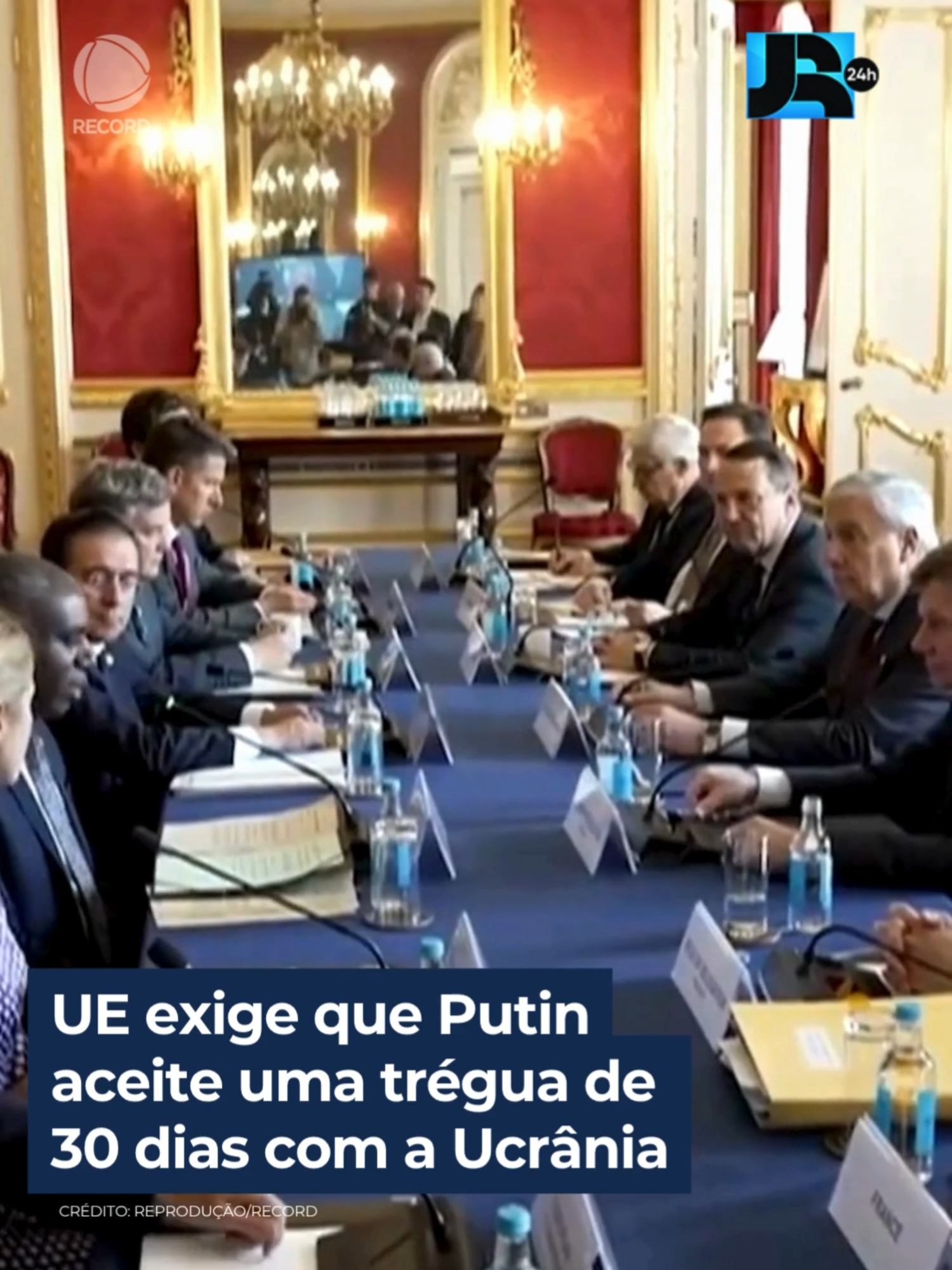 O presidente da Ucrânia disse que aguarda pessoalmente o presidente da Rússia para uma reunião sobre o fim da guerra. Antes do encontro, diplomatas europeus exigem que o líder russo aceite uma trégua de 30 dias. A União Europeia cobra a suspensão imediata dos ataques como condição para qualquer negociação de paz com a Rússia.  A declaração foi feita durante um encontro nesta segunda-feira (12) em Londres, entre os ministros das relações exteriores europeus. Agora, a expectativa se volta para um possível encontro frente a frente entre os presidentes Zelensky e Putin.  Desde o início da guerra, há mais de três anos, os dois líderes nunca se reuniram.  👉 Veja essa e outras notícias em R7.com/JornalDaRecord/ #JornalDaRecord #JR24H