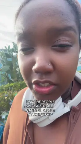 For the people who want to have a healthy relationship #fyp #couplestiktok #bookrecs #couplestherapy 