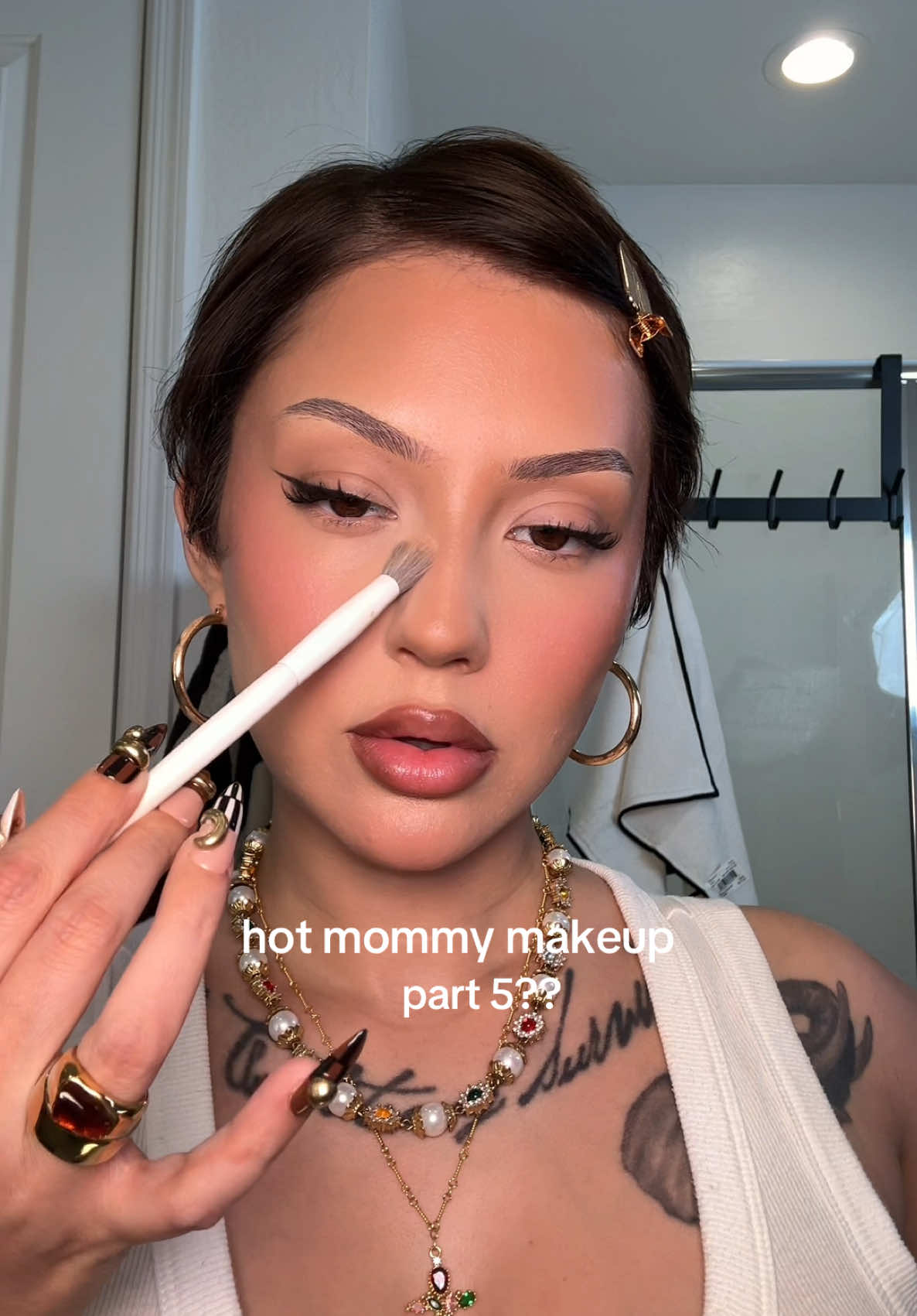 I love a good hot mommy makeup transformation 😍 #mommymakeup #trendingmakeup #sephora #easymakeup #MakeupRoutine 