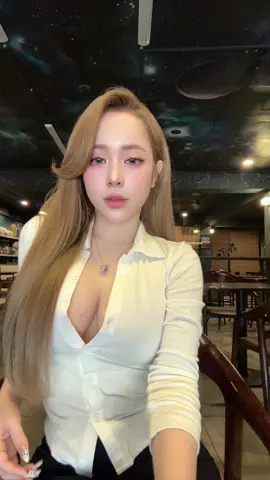 Áo trắng có làm ai lo lắng 🤭 #xuhuong 