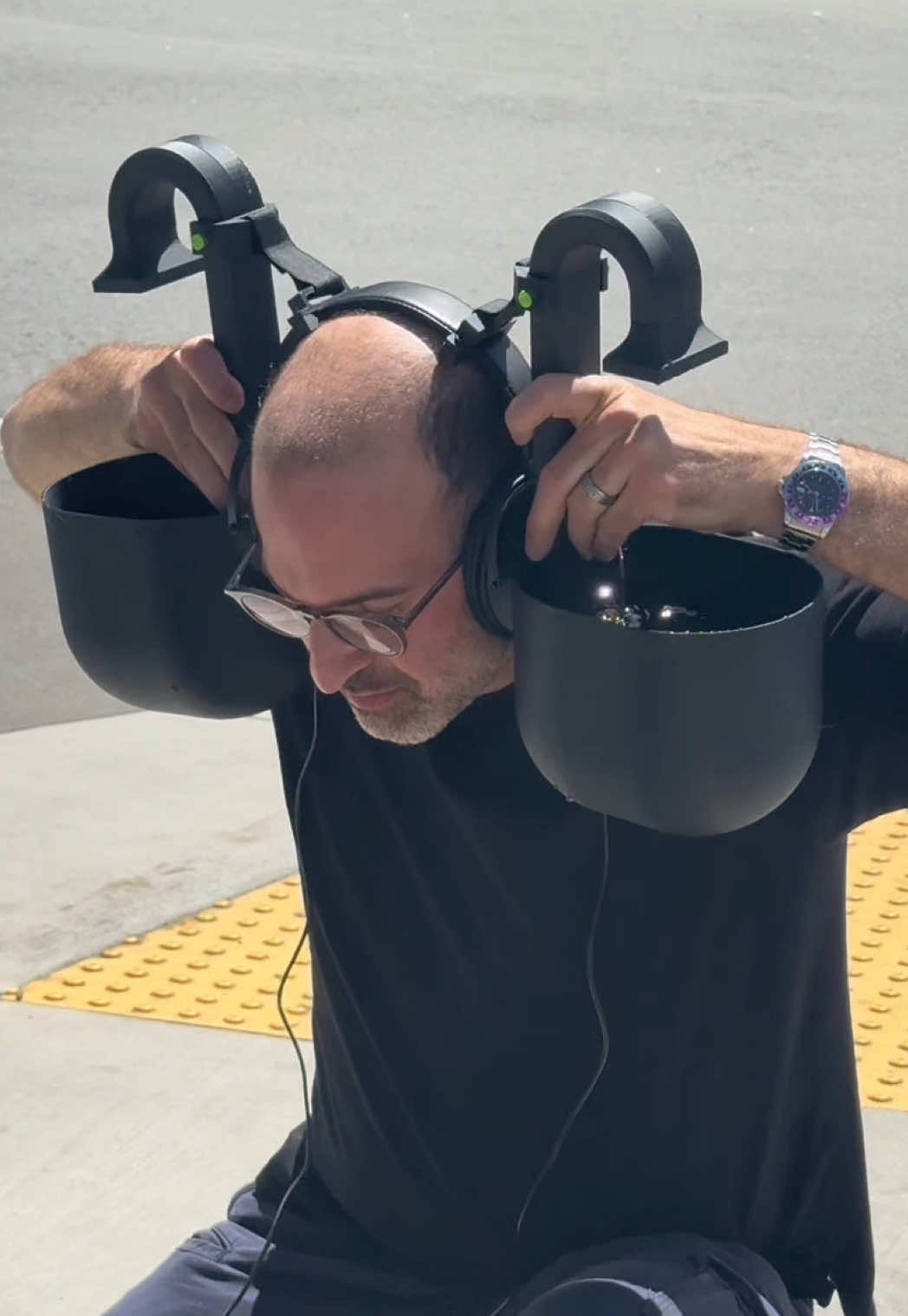 I made water headphones for natural rain sounds. 