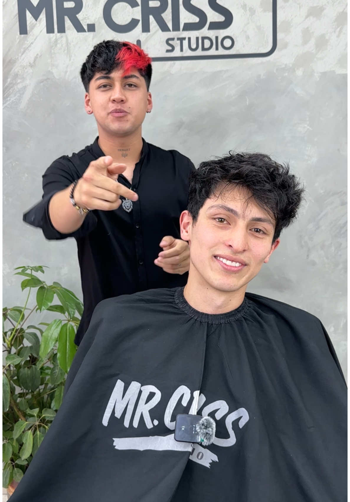 CAMBIO DE LOOK #cortes #barbería #ASMR #tutorial #viralvideos #pasoapaso #viralvideos #fyp #mullet #burstfade #hairstyle #barbershop #humor #risa #entretenimiento #paratii #barca #yquefue #barcelona #españa #eeuu #colombia #paisesdelmundo #chile #argentina 