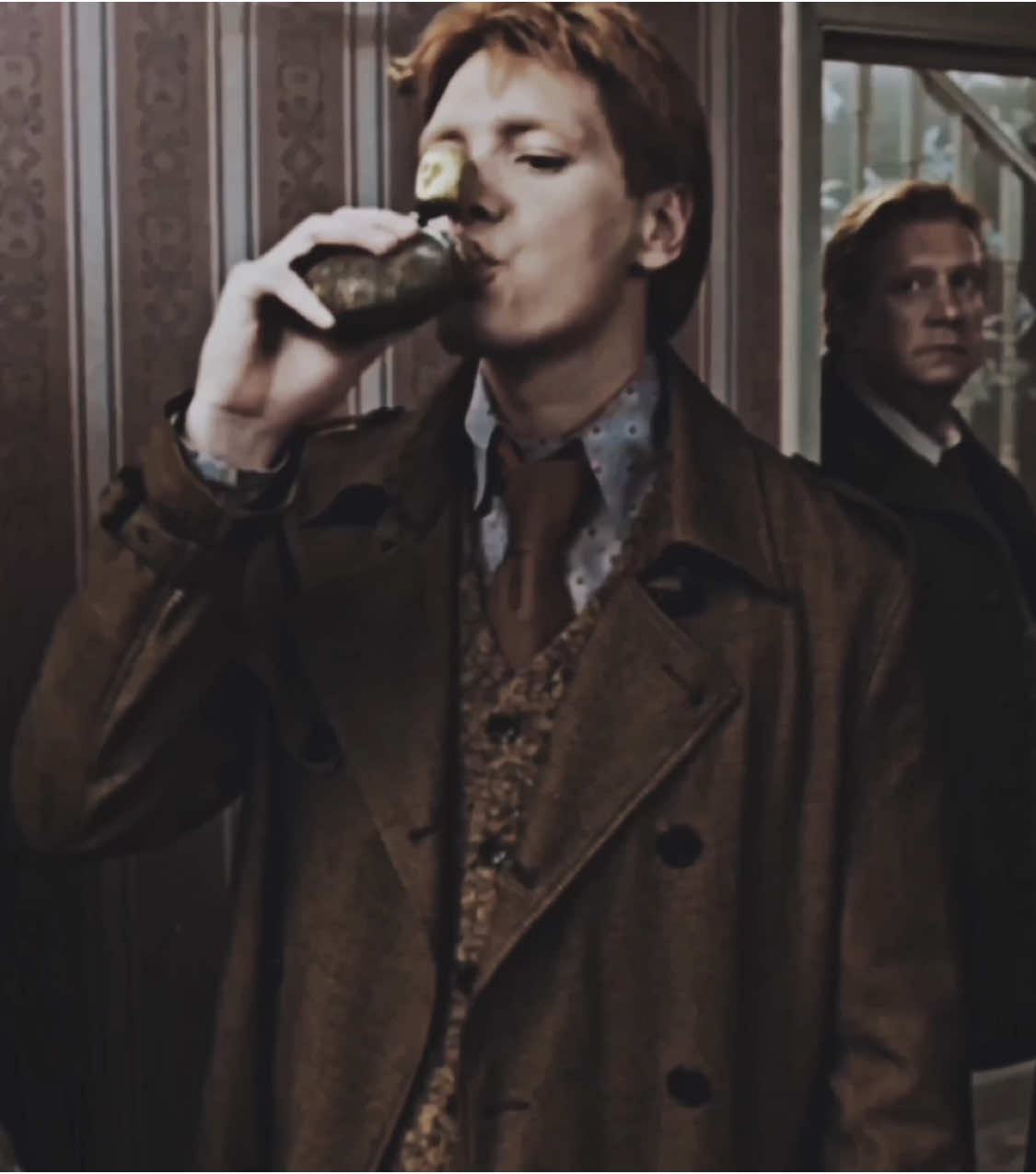 okay so hopefully the last clip is fred 👅  - ps/drlsmiths/mine   scp/anetescenes/aexpectopacks -  #foryou #fredweasley #fredweasleyedit #jamesphelps #jamesphelpsedit #weasleytwins #harrypotter 