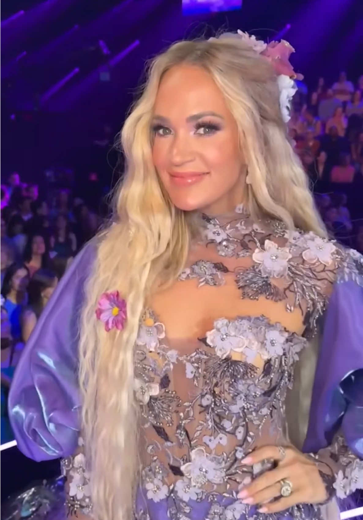 It’s a #DisneyNight fit check! #CUonIDOL