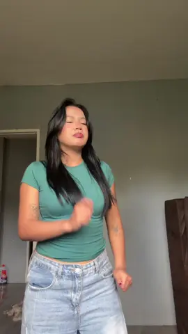 #dancetrend #dancetrend2025 #tiktokdance #viraldances #foryoupage #fyp #foryou #fyppppppppppppppppppppppp 