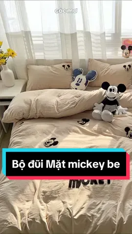 Ai mê mickey mickey ạaa, chăn ha tone be ấm lại còn có hình thêu len dễ thương thế này thì xinh khỏi nói rồiii  #gocmo #decor #changa #phongngudep #trangtrinha #cotton #trangtriphongngu #muahe #gagiuong #bochangagoi 