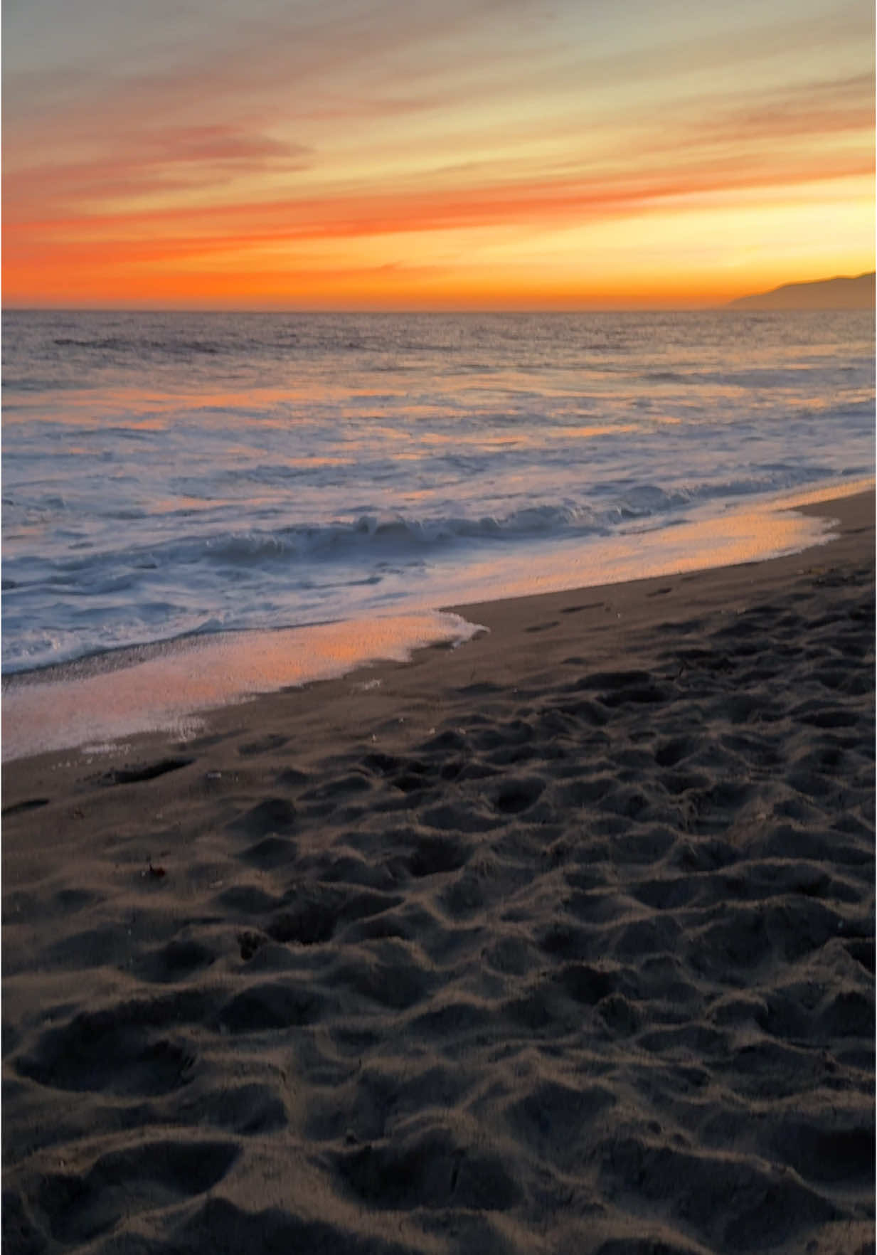 #beach #nature #ocean #scenery #beachvibes #foryoupage #aesthetic #sunset #sunsets