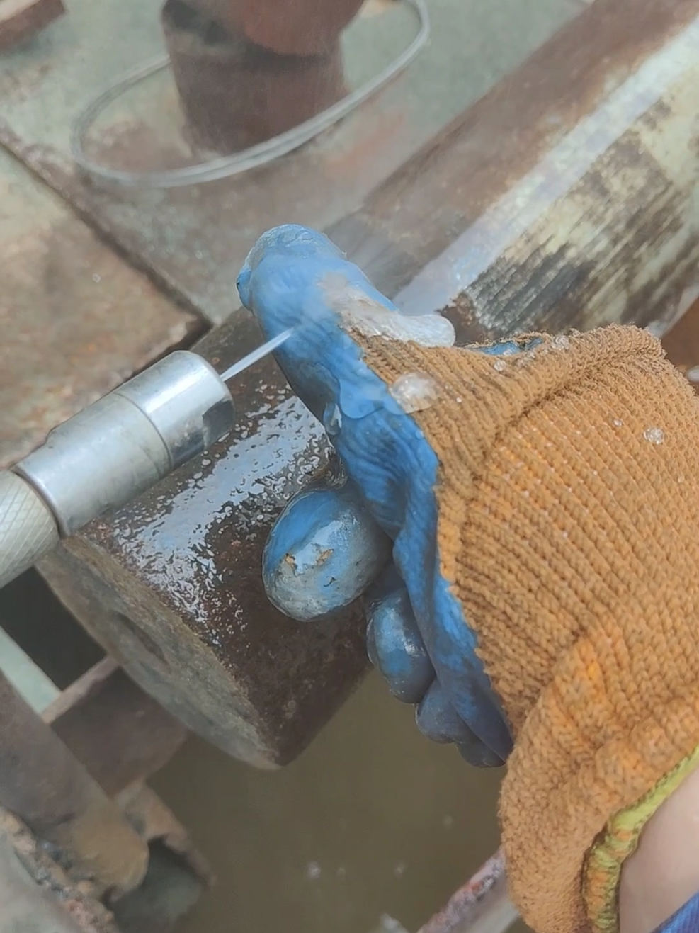 The water jet cutting machine cuts safely without hurting hands, so you can use it safely.#waterjet #水刀 #funny #popular 