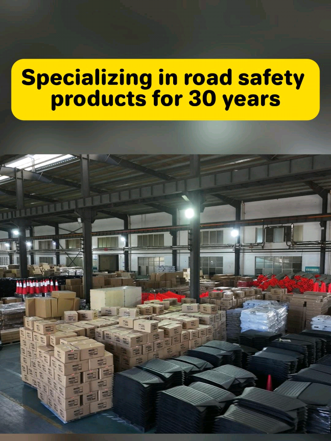 😩 Speed bumps: do you like them when you're driving?#traffic #road #signs #roadsafety 