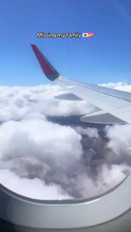 Missing my ✈️🛫🛩️ ❤️🏠#sandese #missing #airarbia #goviral #fyp #planeview #foryou #traveltiktok 