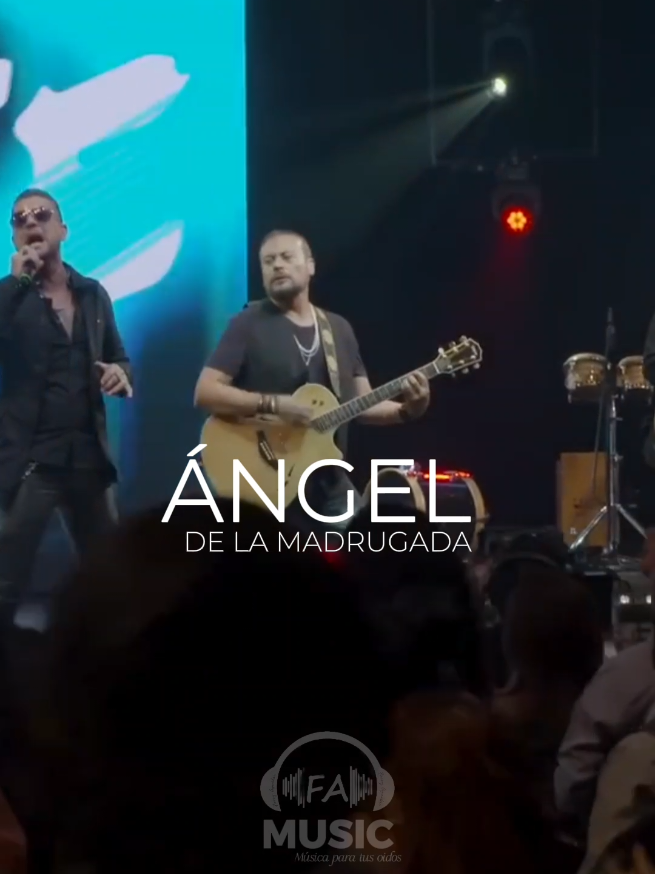 ME COLGUÉ DE TU MIRADA  ME QUEDÉ CON TU SONRISA  SI TE VAS  NO EXISTE NADA #elefante #angel #musica #musicamexicana #canciones #pop 