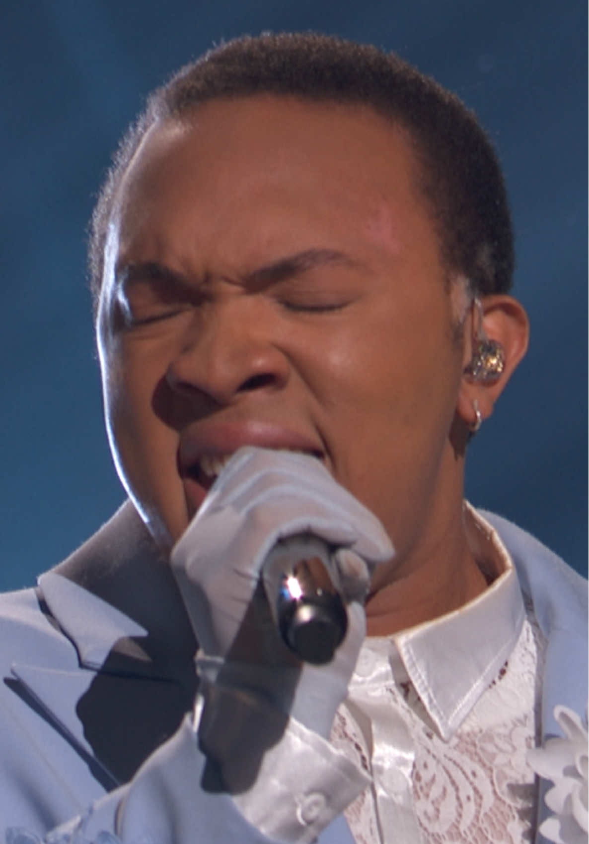 @battle.bryson proves he is genreless with this EPIC take on Harry Nilsson's #WithoutYou. ⚡️ #TheVoice #VoiceLives