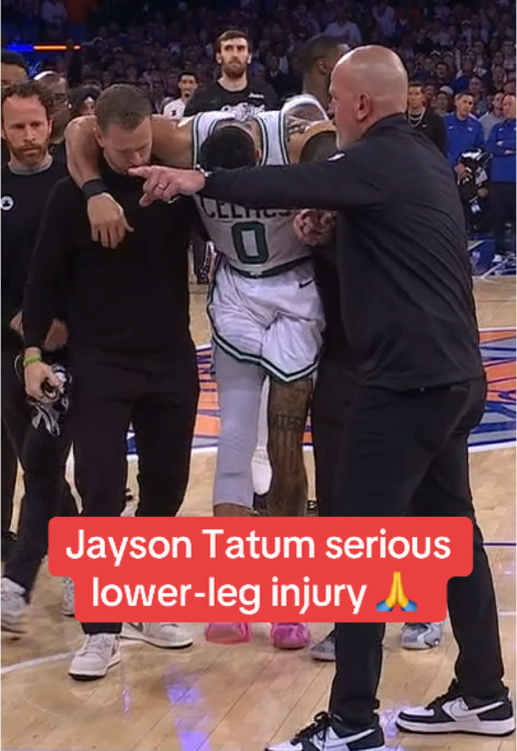 Oh. No 😬 #JaysonTatum has gone down with what looks like a serious lower-leg injury. Horrible scenes at MSG 🙏 #bostonceltics #newyork #knicks #injury #nbaplayoffs #NBA #basketball #sports #sportsontiktok #fyp #espnaustralia #espn 