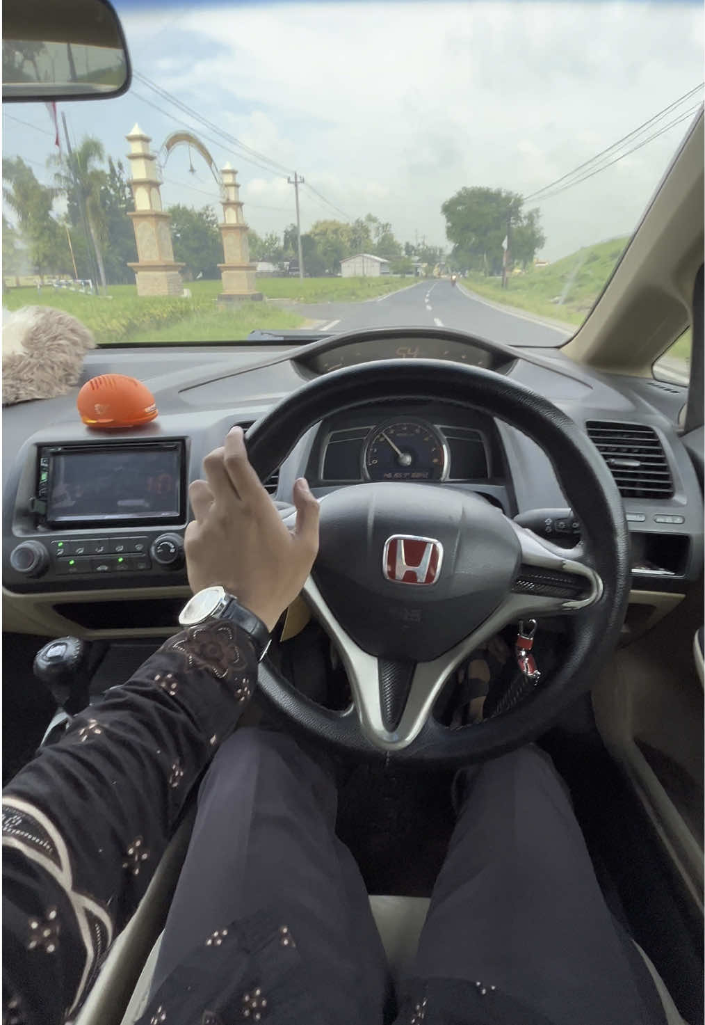 Aku memang manusia biasa..🎤🎶🎵 • • #civic #civicfd #xybca #moots? #4u #4upage #lewatberanda #foryou #tiktok #fypシ゚ #viral #fypagee #fyp #CapCut #soundviral #trending #nyetirmobil #nyetirsendiri     #JJCapCut    @fujiiian 