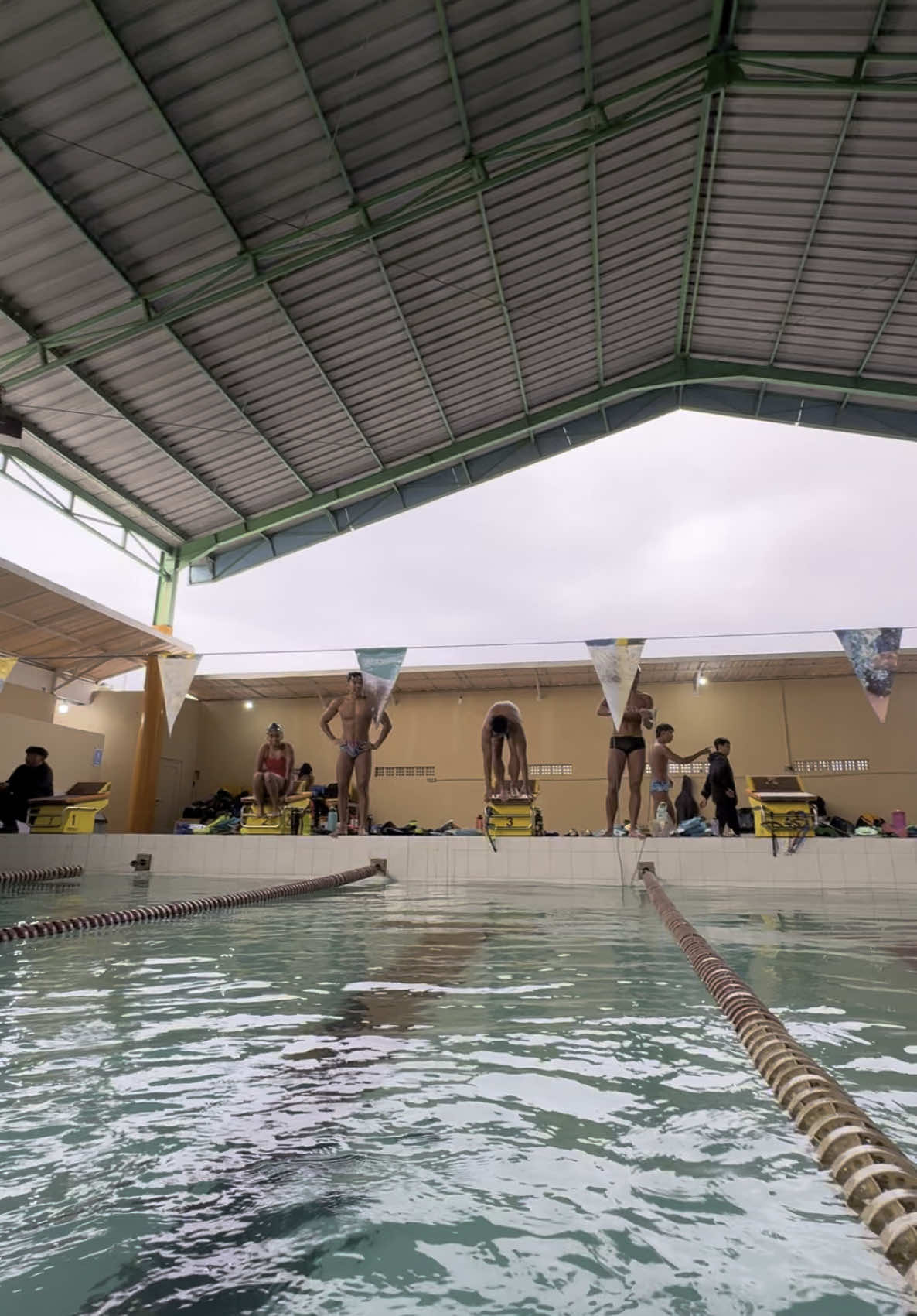 🏊‍♂️🏊‍♂️ #swimming #underwater 