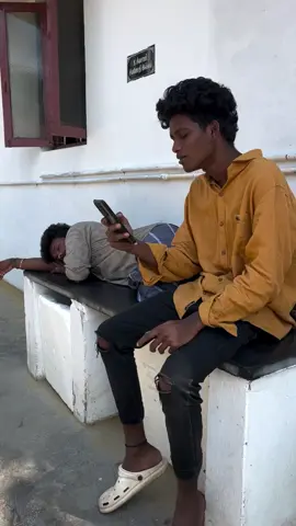 your friend... 🤩 singing 🎶🎤💯😱🎤 twist 🪢 comedy 😂  #tamil  #cimedy #sivas 
