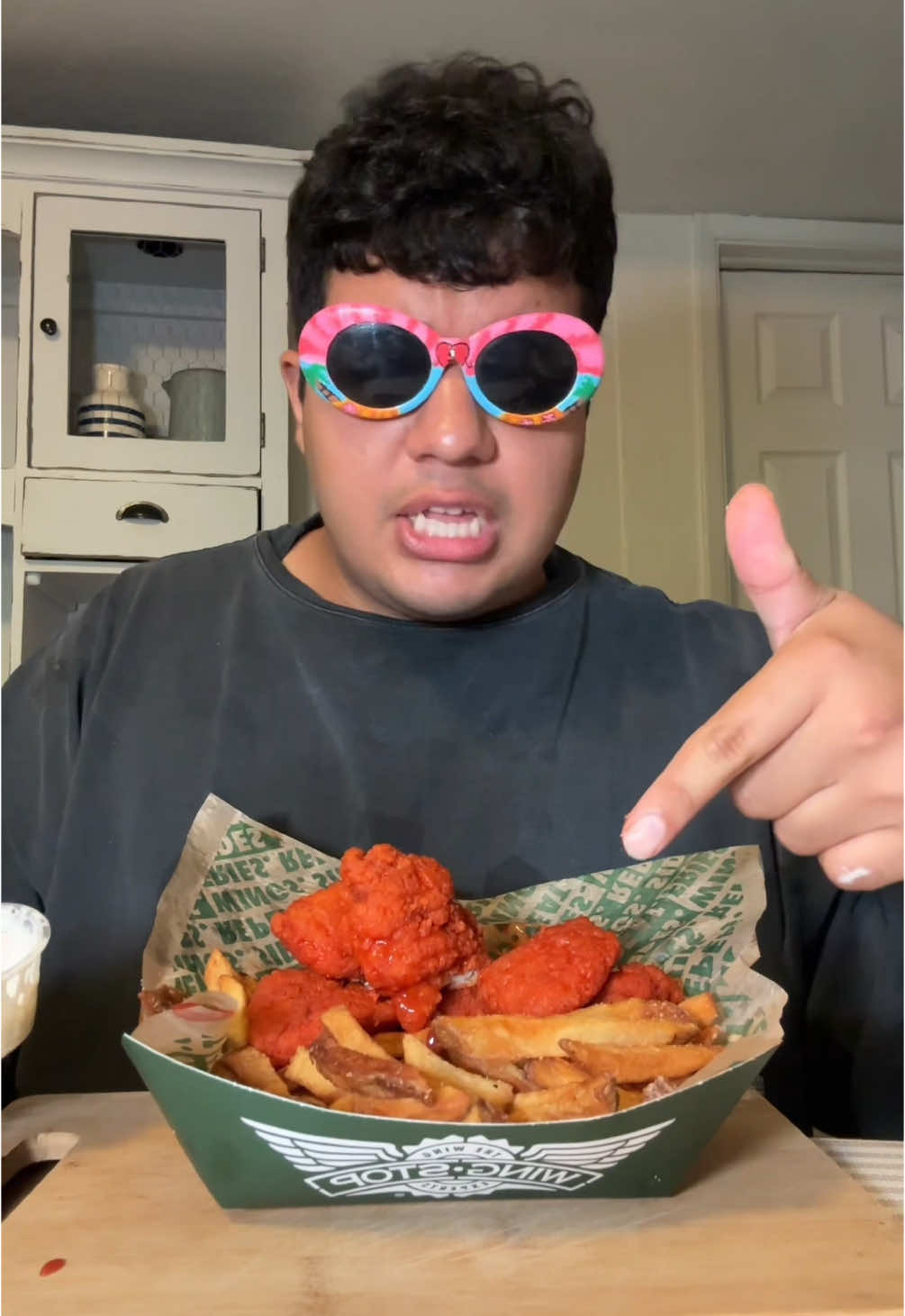 How to lose weight before summer🔥😝#lmao #funny #haha #foryoupage #jokes #torta #bigback #wingstop #mukbang #eating #weightloss #foodtiktok 