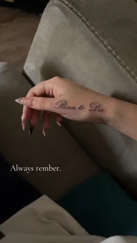 #lanadelrey #borntodie #fyp #tattoo #tattooartist #artist #tatuaje #foryoupage #xbcyza 