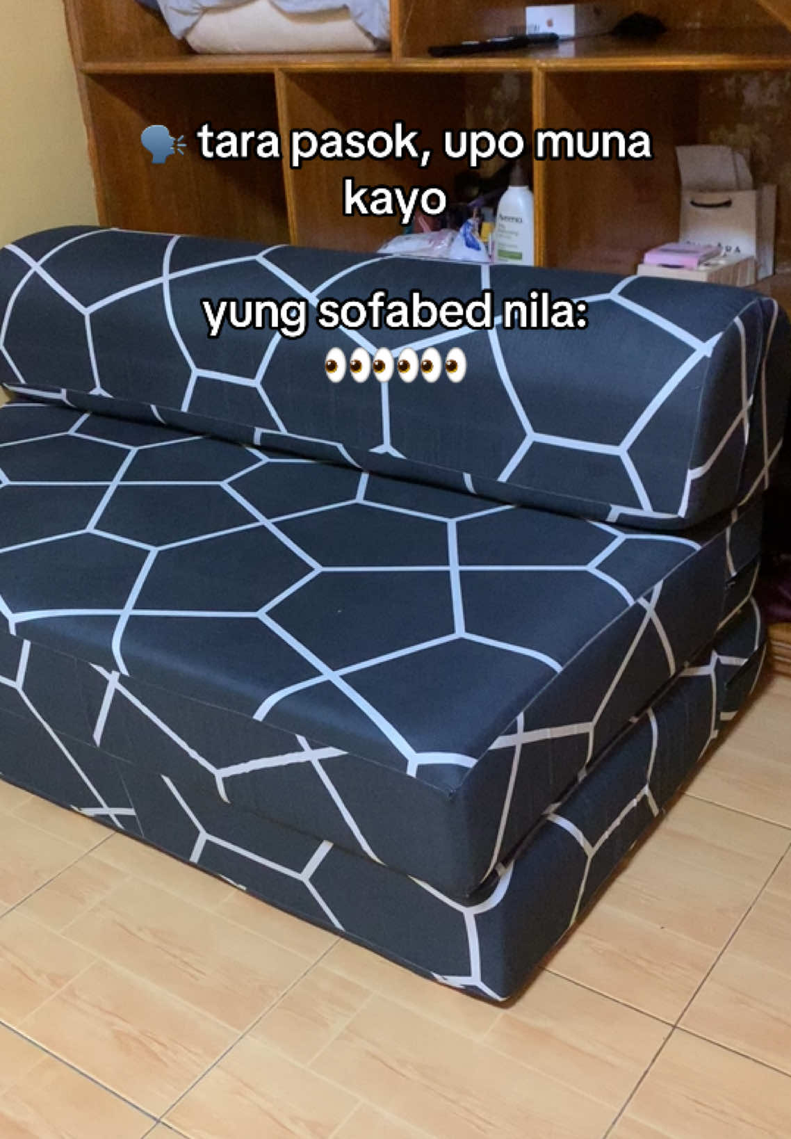 yung upuan nila pwede rin pala higaan hahahahahha #fyppppppppppppppppppppppp #fypage #foryoupage #fypシ゚ #sofabedcoverwithzipper #sofabed 