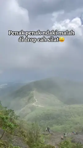 Tulonngggg #blitar24jam #fyp #pshtblitar #mendakigunung #gunungkelud #gunungkeludviakarangrejo 