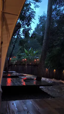 🔥 Malam Romantis dengan Api Unggun 