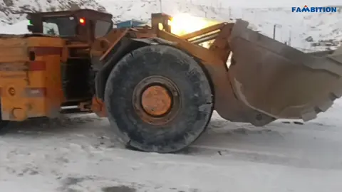 💪 Built to conquer extremes! Fambition underground LHD loader performs reliably in environments ranging from -25°C to +50°C. From icy alpine mines to hot and humid underground tunnels, Fambition delivers unmatched durability and performance. 🌍 Engineered for the world’s toughest mining conditions. #Fambition #UndergroundMining #ExtremeConditions #HeavyEquipment #LHDLoader
