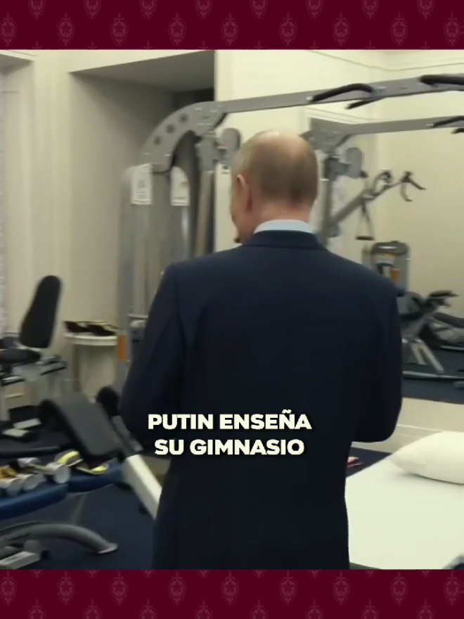 Putin comparte su secreto para mantenerse en forma con 72 años A pesar de su edad, Putin tiene un aspecto estupendo gracias al deporte. El presidente ruso mostró su gimnasio, contó cuánto tiempo dedica a hacer ejercicio cada día y reveló qué tipo de deportes practica. #putin #rusia #gimnasio #salud #judo #deporte #entrenamiento #deportivo #sport #sports 